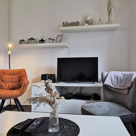 Ferienwohnung Strata Montana Bensheim Exteriör bild